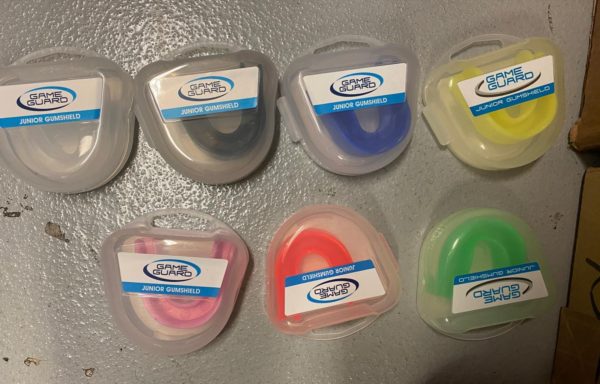 Gum Shield Mouthguard (Junior Size up to age 13 years) Assorted Colours