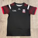 Shannon Rovers GAA Gaelic Armour Training Top Black/Red Sleeve - White (Kids Adults) - Image 3