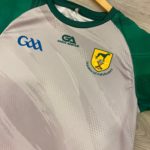 Toomevara GAA Gaelic Armour Training Jersey Grey / Green / Amber 2023 (Kids/Adults) - Image 2