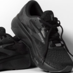 Brooks GHOST 16 GTX Running Shoe Gortex Black/Ebony (Women's) - Image 3