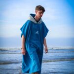 SwimTech Microfibre Hooded Poncho Towel Blue/Grey (Adults/Junior) - Image 3