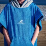 SwimTech Microfibre Hooded Poncho Towel Blue/Grey (Adults/Junior) - Image 2