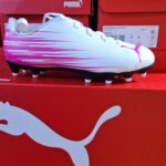 Puma Attacanto II FG Football Boots White/Pink (Kids) - Image 3