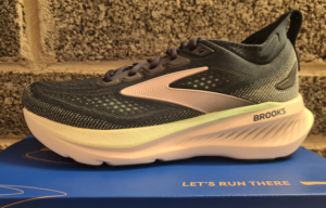 Brooks Glycerin 23 Running Shoe Wide Fit Spellbound Yucca Pink (Women's)